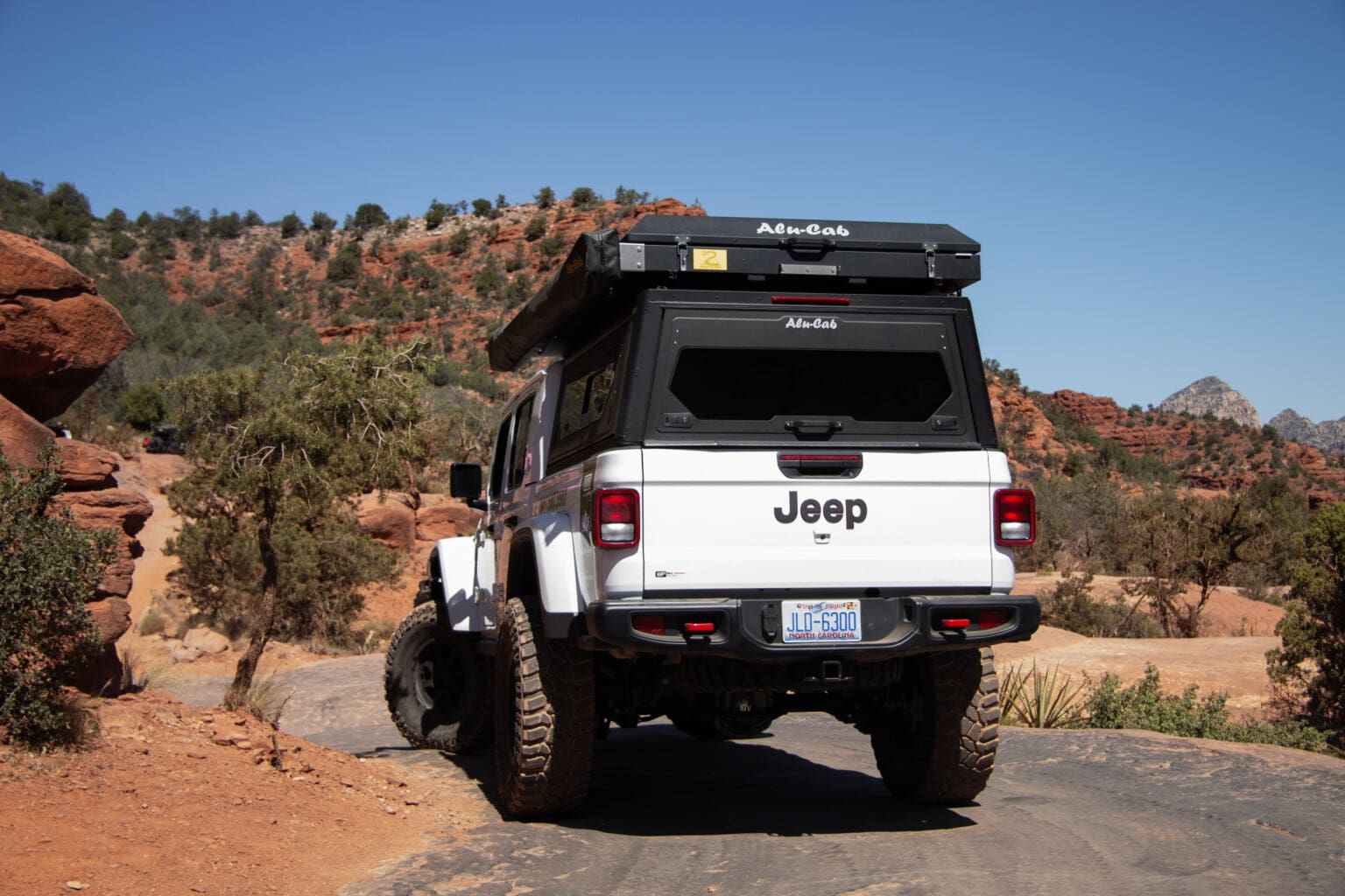 Jeep Gladiator Contour Canopy DC 2019+ - Alu-Cab Global